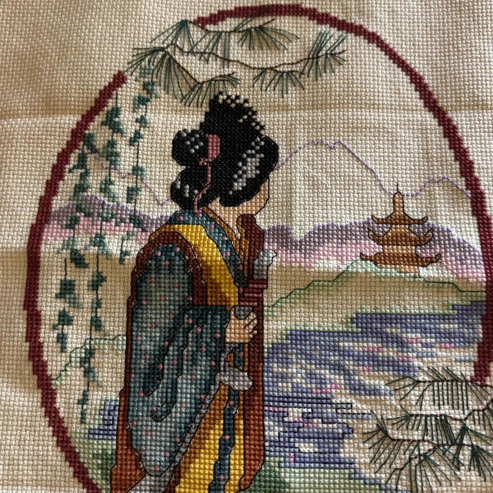 Vintage Cross Stitch Art Japaneese Geisha Kimono Landscape Right Facing
